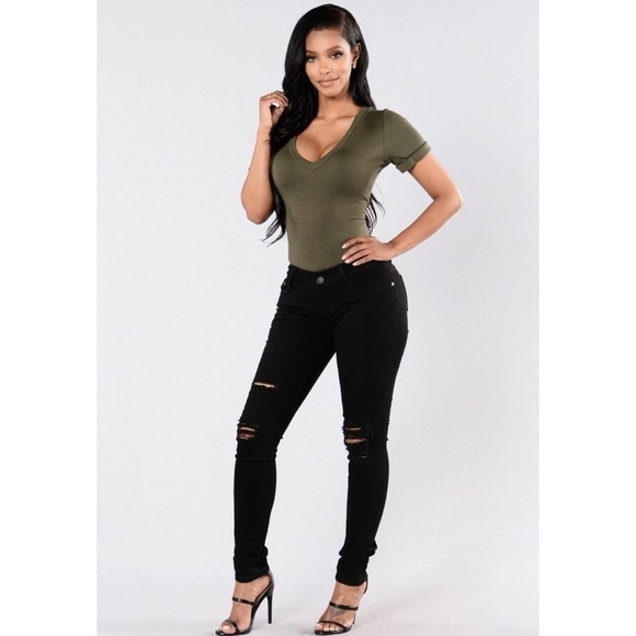 fashion nova Shake That Thing Jeans - Black Sz 3 - Picture 3 of 5
